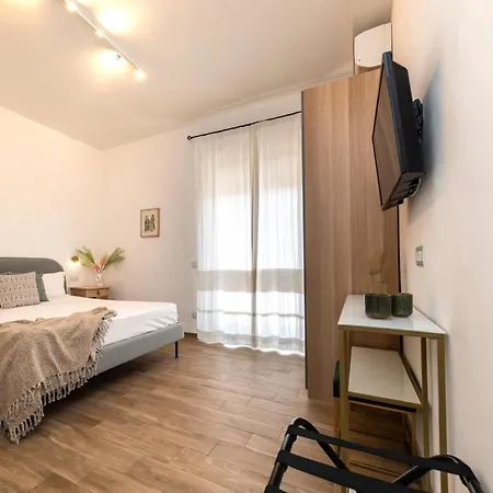 Ng Collection L'acquedotto Daire