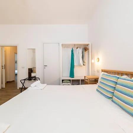 Ng Collection L'acquedotto أولبيا