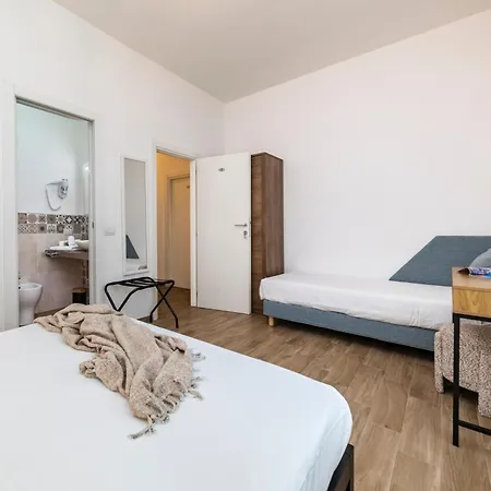 Ng Collection L'acquedotto أولبيا